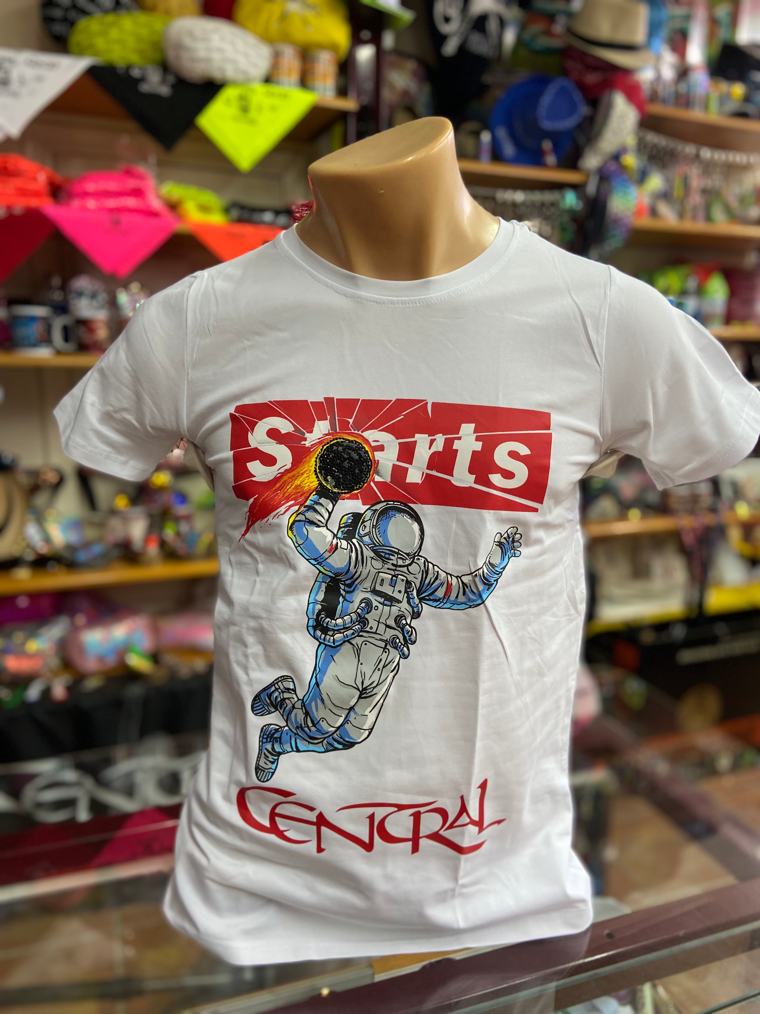 Camiseta Astronauta  ajustada .                                   *se recomienda  escoger una talla más de lo habitual *